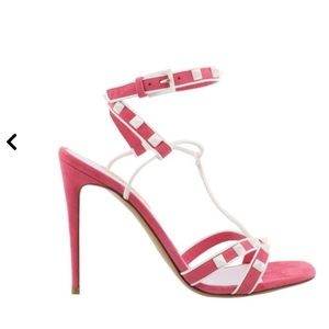 VALENTINO GARAVANI
Free Rockstud fuchsia heeled sandal brand new